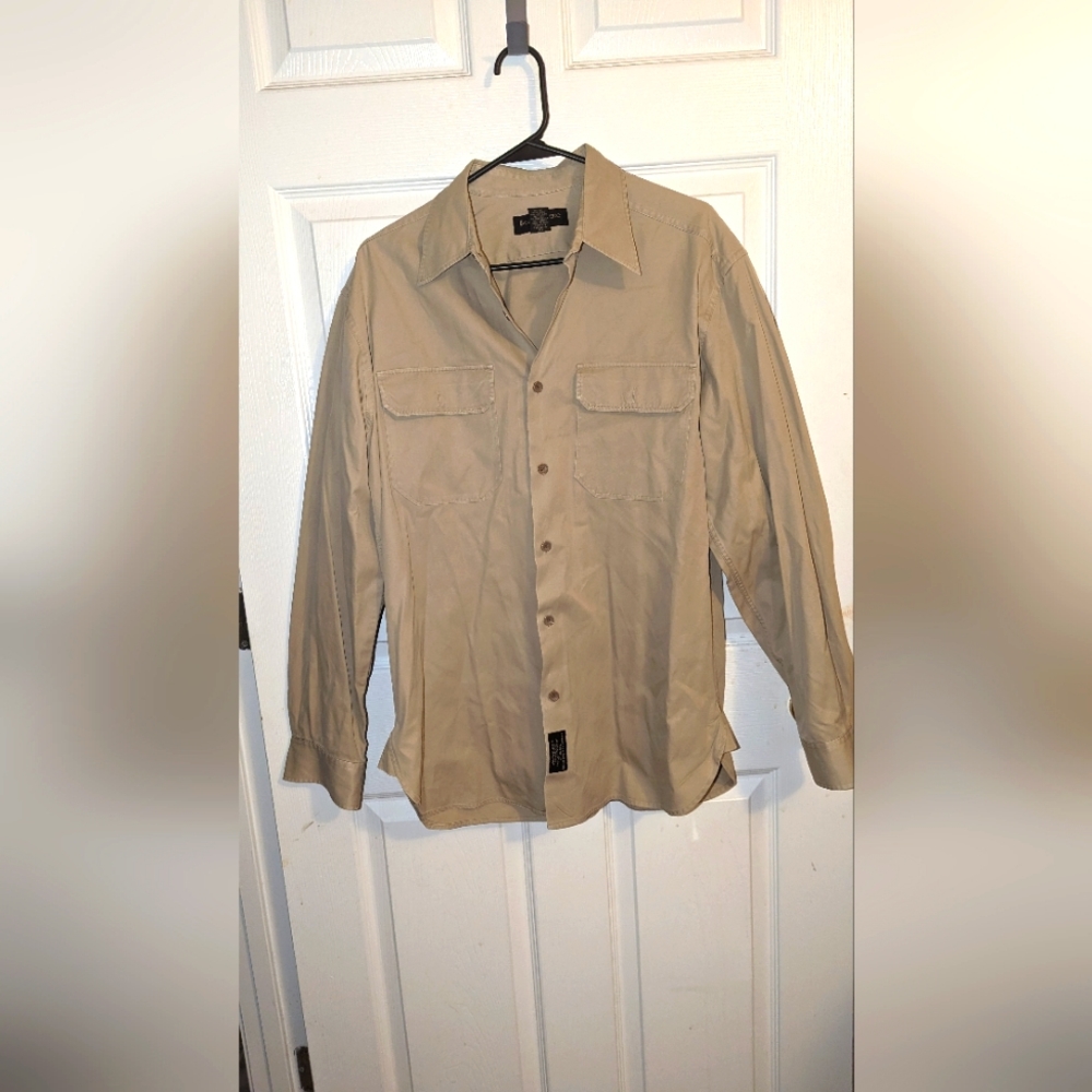 Banana Republic Tan Button Up - Picture 1 of 4